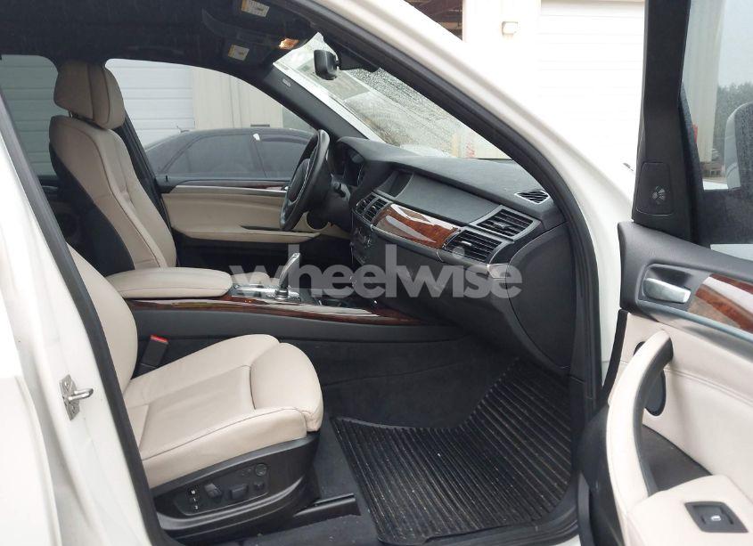 Photo 5 of 2011 Bmw X5 XDRIVE35D (VIN 5UXZW0C5XBL662455)