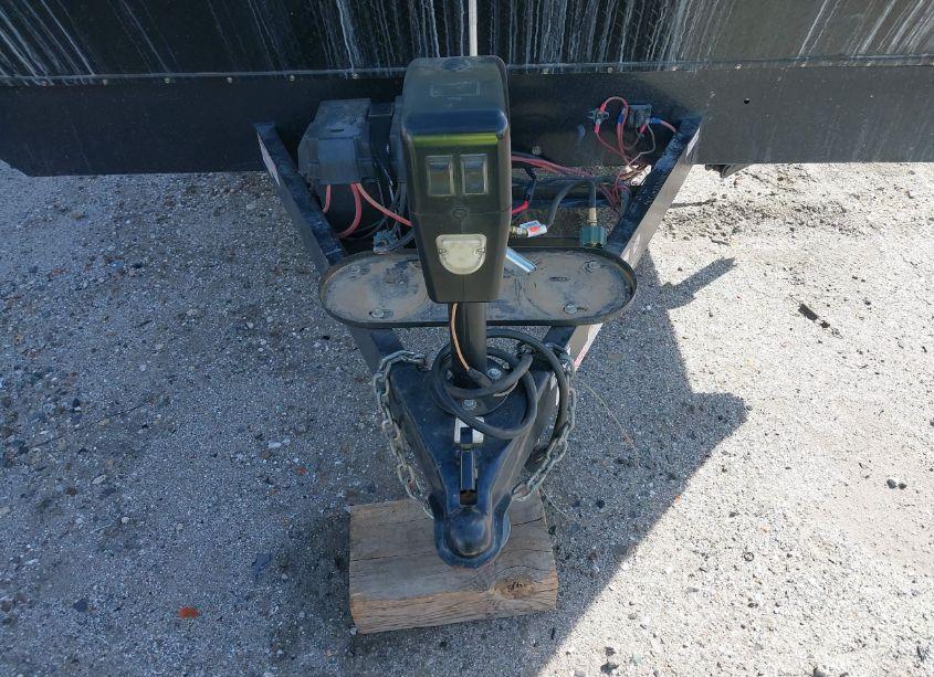 Photo 7 of 2021 Pacific Coachworks BLAZE'N 2814 (VIN 5UYJN3624MR027956)