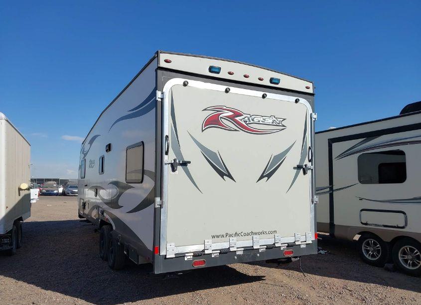 Photo 3 of 2019 Pacific Coachworks 23EX (VIN 5UYRN2921KR025913)