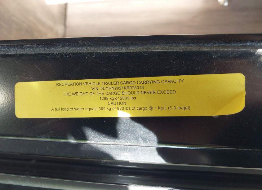 Photo 9 of 2019 Pacific Coachworks 23EX (VIN 5UYRN2921KR025913)