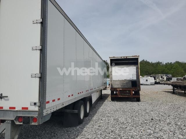 Photo 2 of 2016 VANGUARD NATIONAL DRY VAN TRAILER (VIN 5V8VC5324GM610491)