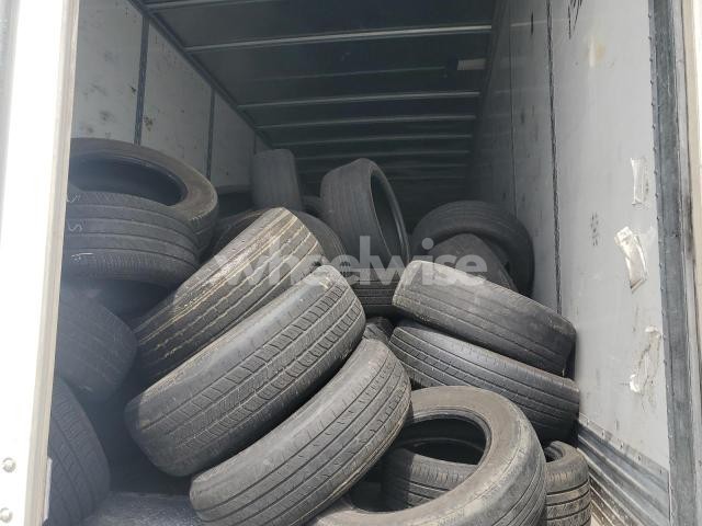 Photo 3 of 2016 VANGUARD NATIONAL DRY VAN TRAILER (VIN 5V8VC5324GM610491)