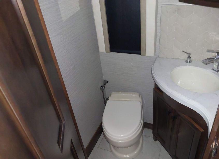 Photo 13 of 2021 Tiffin Motorhomes INC ALLEGRO BUS (VIN 5VBBAK7A5MA121534)