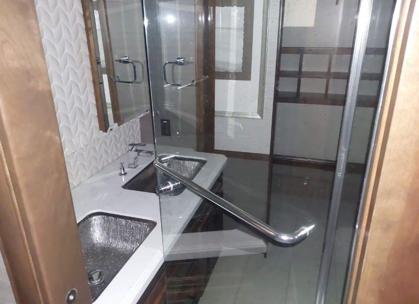 Photo 15 of 2021 Tiffin Motorhomes INC ALLEGRO BUS (VIN 5VBBAK7A5MA121534)