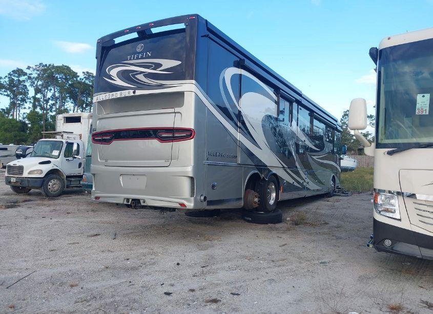 Photo 4 of 2021 Tiffin Motorhomes INC ALLEGRO BUS (VIN 5VBBAK7A5MA121534)