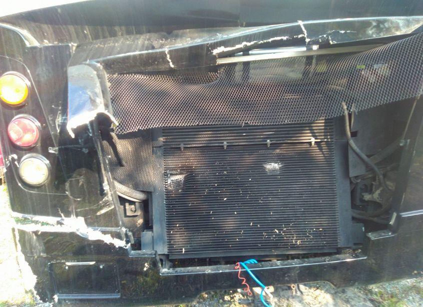 Photo 10 of 2014 Tiffin Motorhomes INC BREEZE (VIN 5VBRC93A1EA115318)