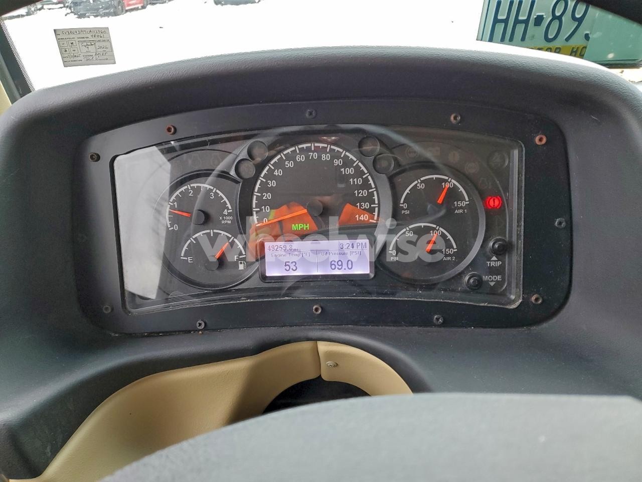 Photo 8 of 2012 TIFFIN MOTORHOMES INC BREEZE (VIN 5VBRC93A7CA113960)