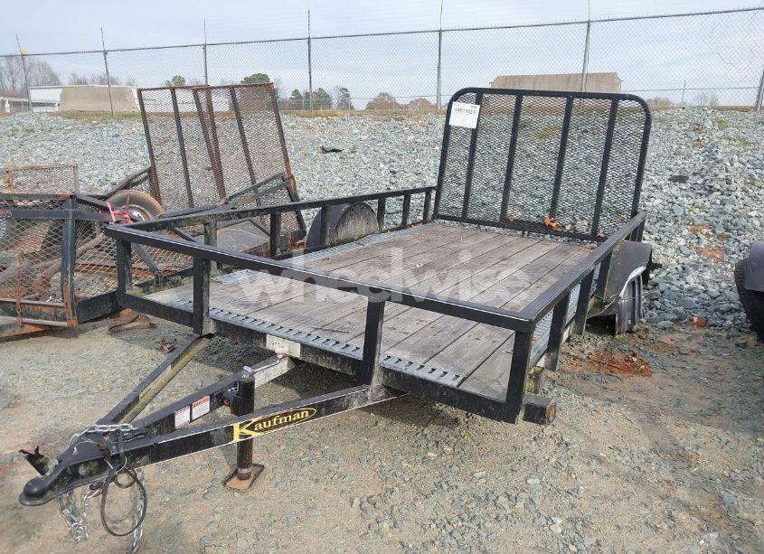 Photo 2 of 2020 Kaufman Trailers TRAILER (VIN 5VGFB1219LL008490)