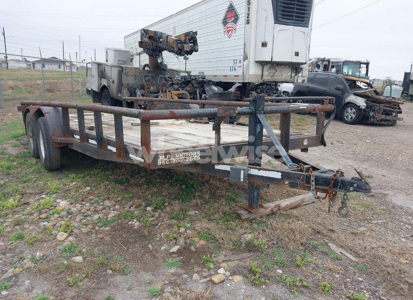 2017 C&m Tex (VIN 5VNBU1823HT180989) main photo