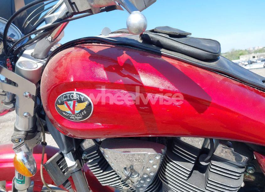 Photo 14 of 2005 Victory Motorcycles KINGPIN (VIN 5VPCB16D553006469)