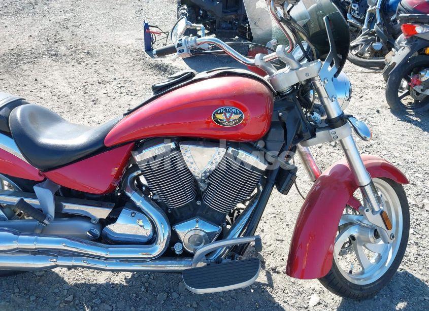Photo 8 of 2005 Victory Motorcycles KINGPIN (VIN 5VPCB16D553006469)