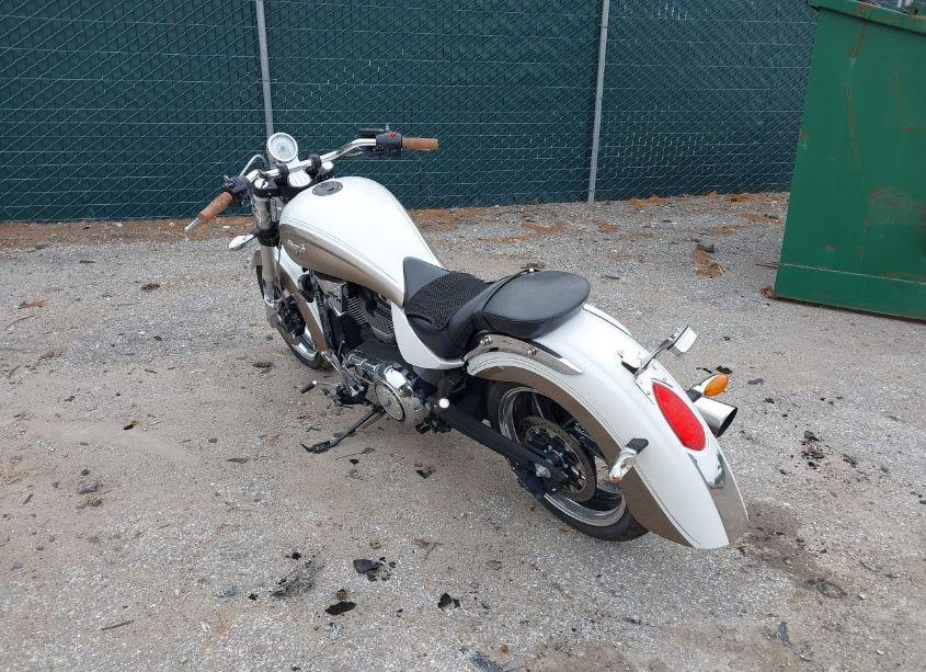 Photo 3 of 2011 Victory Motorcycles KINGPIN STANDARD (VIN 5VPCB36N1B3007876)