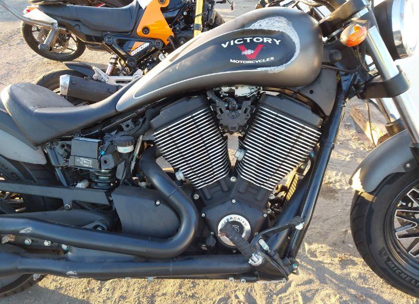 Photo 8 of 2017 Victory Motorcycles GUNNER (VIN 5VPCGBAB5H3058783)