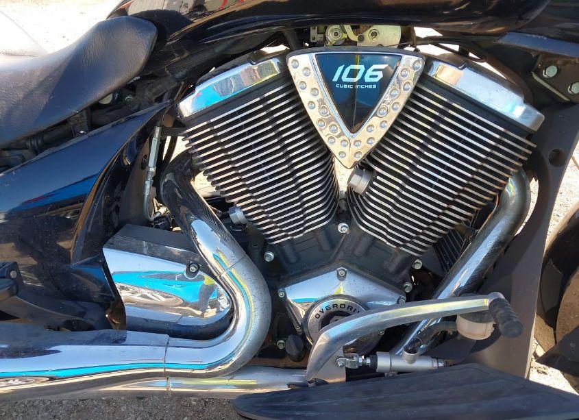 Photo 8 of 2011 Victory Motorcycles CROSS COUNTRY STANDARD (VIN 5VPDB36N4B3006158)