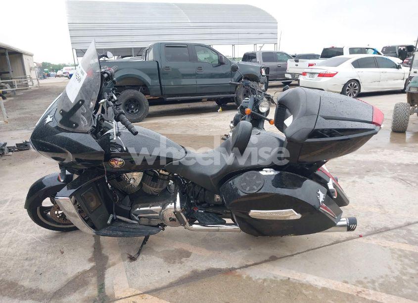 Photo 13 of 2011 Victory Motorcycles CROSS COUNTRY STANDARD (VIN 5VPDB36N8B3000217)