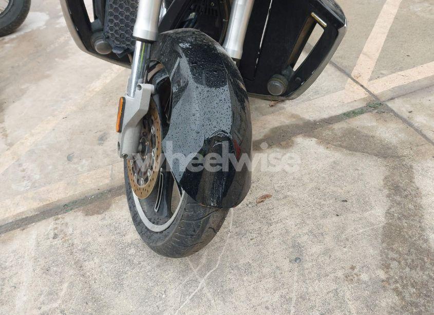 Photo 14 of 2011 Victory Motorcycles CROSS COUNTRY STANDARD (VIN 5VPDB36N8B3000217)