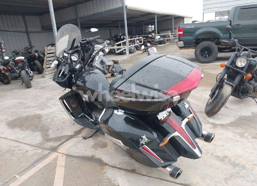 Photo 3 of 2011 Victory Motorcycles CROSS COUNTRY STANDARD (VIN 5VPDB36N8B3000217)