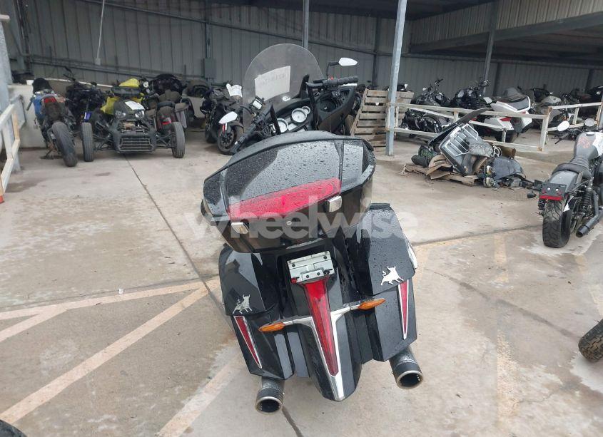 Photo 6 of 2011 Victory Motorcycles CROSS COUNTRY STANDARD (VIN 5VPDB36N8B3000217)