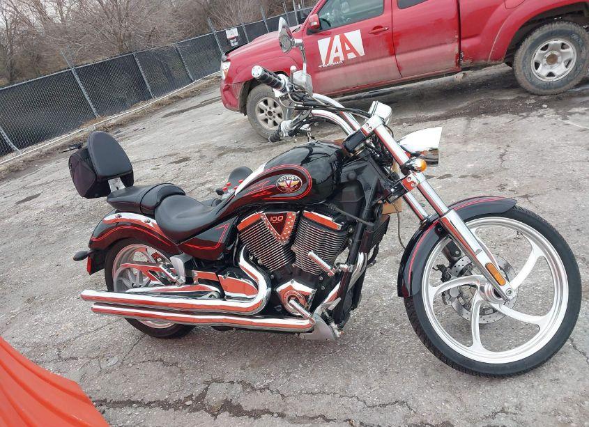 Photo 13 of 2006 Victory Motorcycles VEGAS CALIFORNIA (VIN 5VPGB26L363002243)