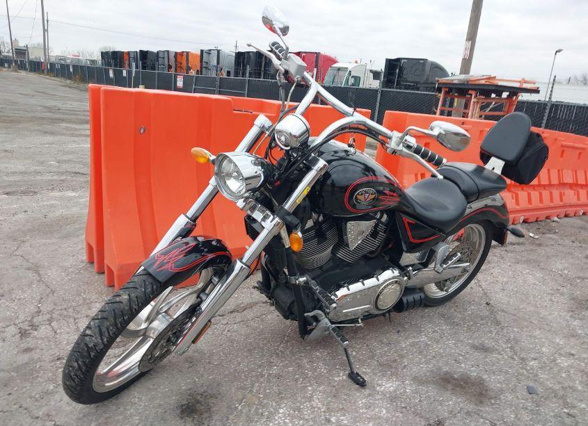 Photo 2 of 2006 Victory Motorcycles VEGAS CALIFORNIA (VIN 5VPGB26L363002243)