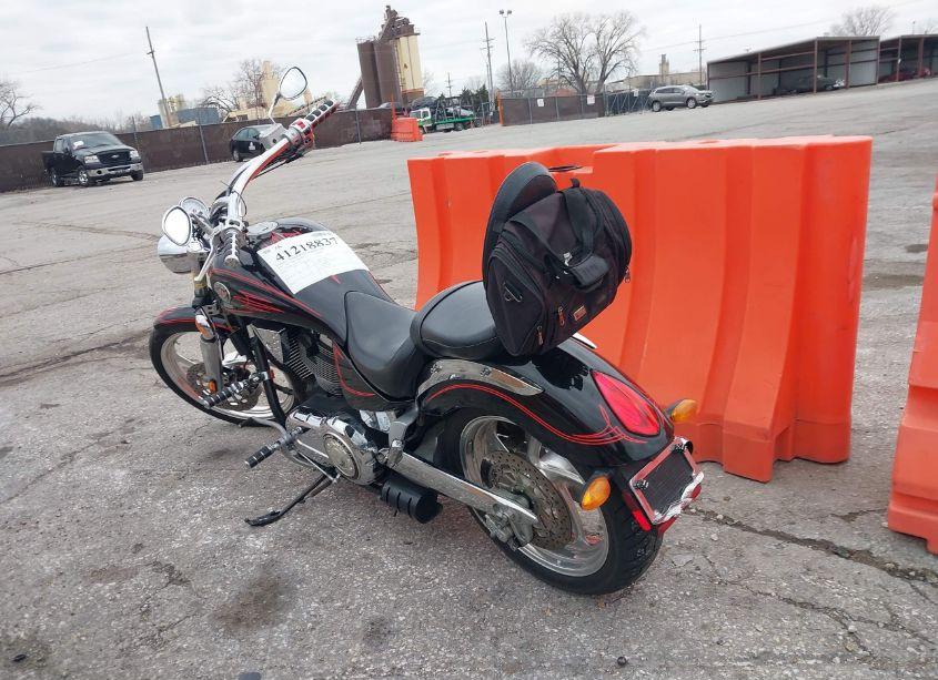 Photo 3 of 2006 Victory Motorcycles VEGAS CALIFORNIA (VIN 5VPGB26L363002243)