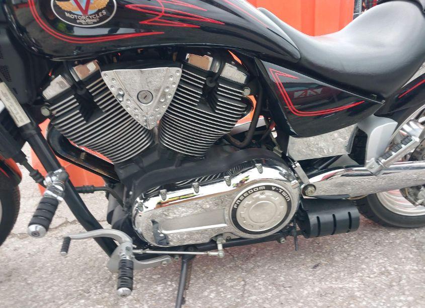 Photo 9 of 2006 Victory Motorcycles VEGAS CALIFORNIA (VIN 5VPGB26L363002243)