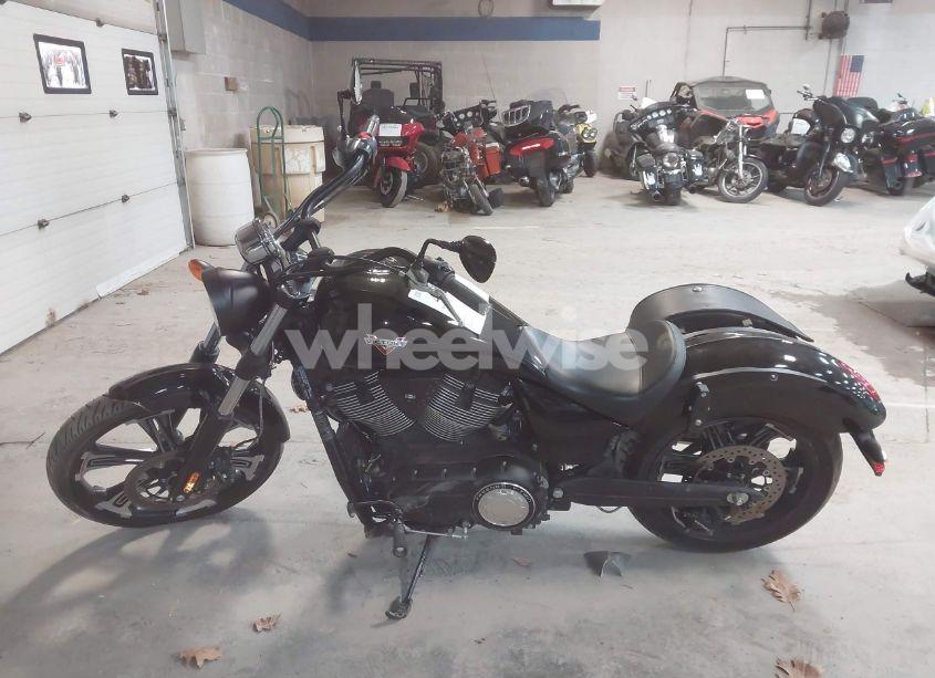 Photo 14 of 2016 Victory Motorcycles VEGAS (VIN 5VPGB36N5G3048391)