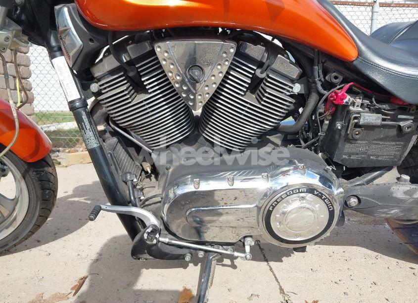 Photo 9 of 2009 Victory Motorcycles HAMMER (VIN 5VPHB36D293002676)