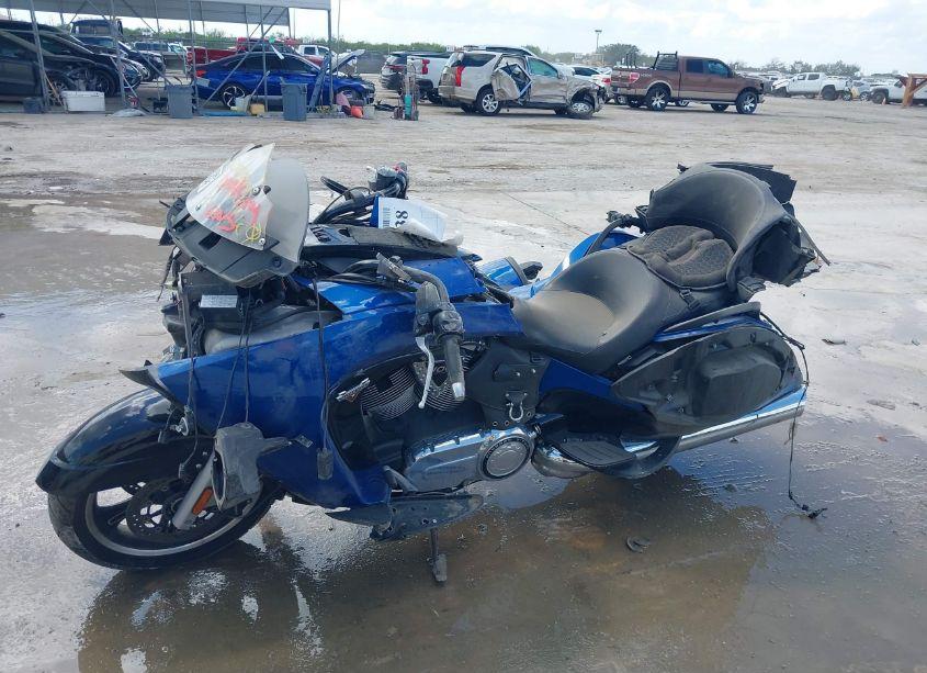 Photo 2 of 2016 Victory Motorcycles VISION (VIN 5VPSW36N1G3054154)