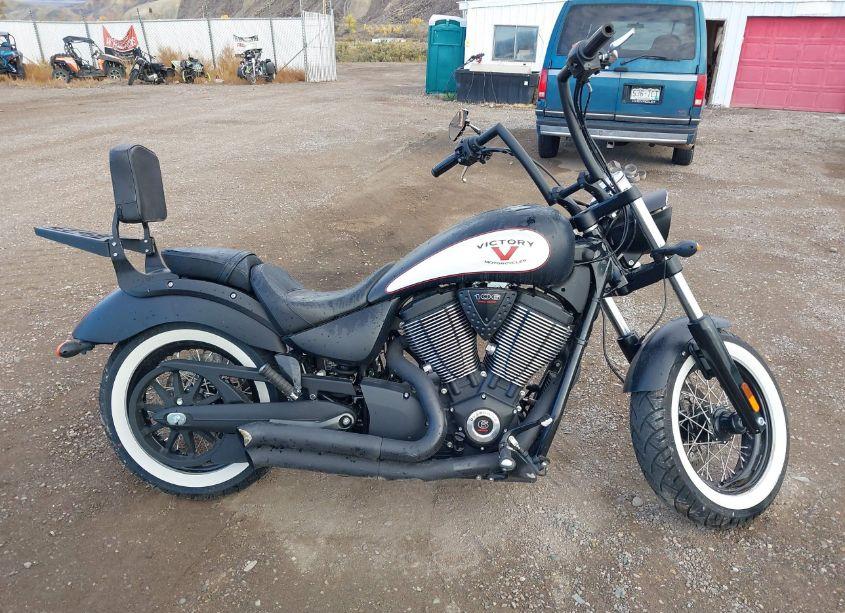 Photo 12 of 2013 Victory Motorcycles HIGH-BALL (VIN 5VPWB36N1D3015315)