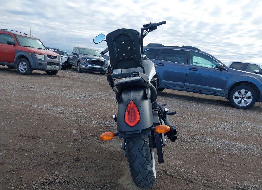 Photo 6 of 2013 Victory Motorcycles HIGH-BALL (VIN 5VPWB36N1D3015315)