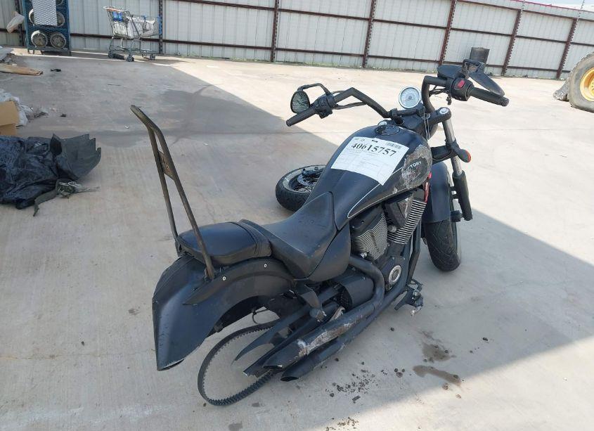 Photo 4 of 2015 Victory Motorcycles HIGH-BALL (VIN 5VPWB36N6F3044439)