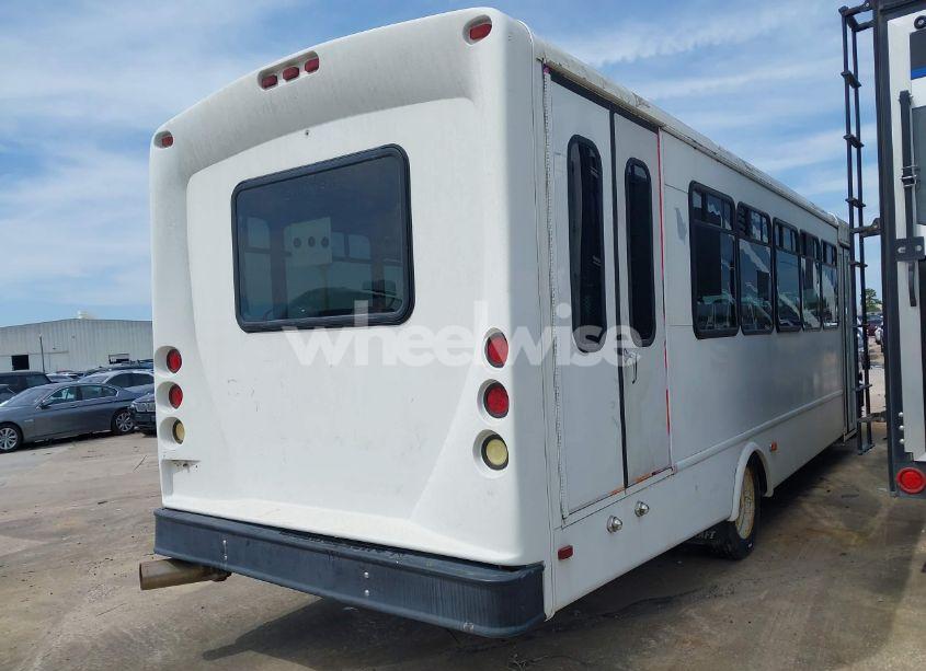 Photo 4 of 2013 Ic Corporation 3000 AC (VIN 5WEXWSKK2DH170680)