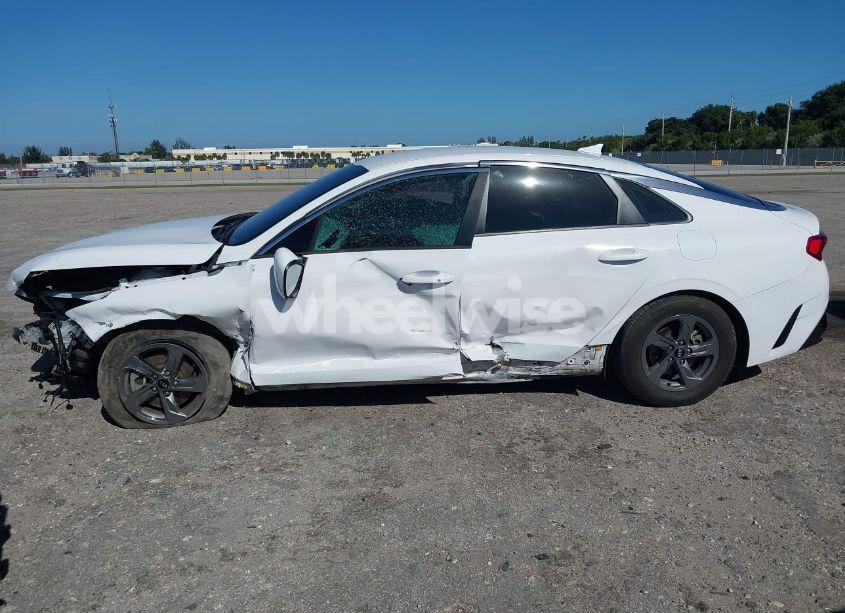 Photo 14 of 2021 Kia K5 LXS (VIN 5XXG14J20MG036827)