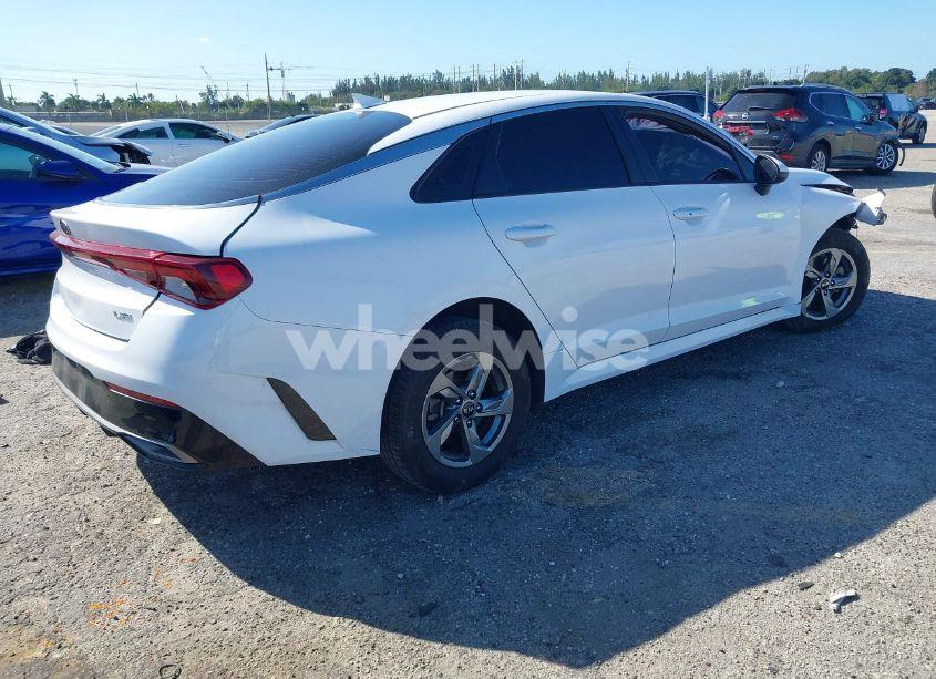 Photo 4 of 2021 Kia K5 LXS (VIN 5XXG14J20MG036827)