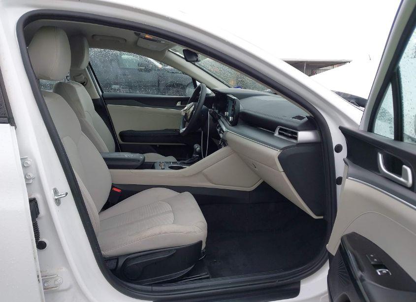 Photo 5 of 2021 Kia K5 LXS (VIN 5XXG14J20MG051618)