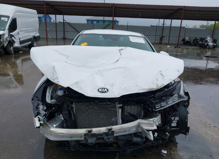 Photo 6 of 2021 Kia K5 LXS (VIN 5XXG14J20MG051618)