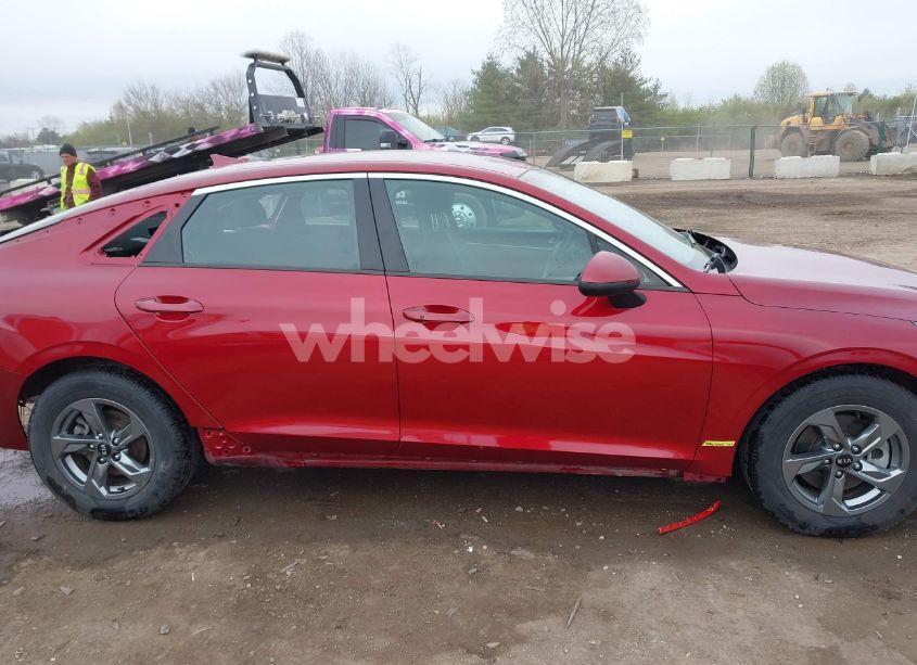 Photo 14 of 2021 Kia K5 LXS (VIN 5XXG14J20MG056219)