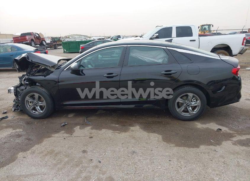 Photo 15 of 2022 Kia K5 LXS (VIN 5XXG14J20NG114878)