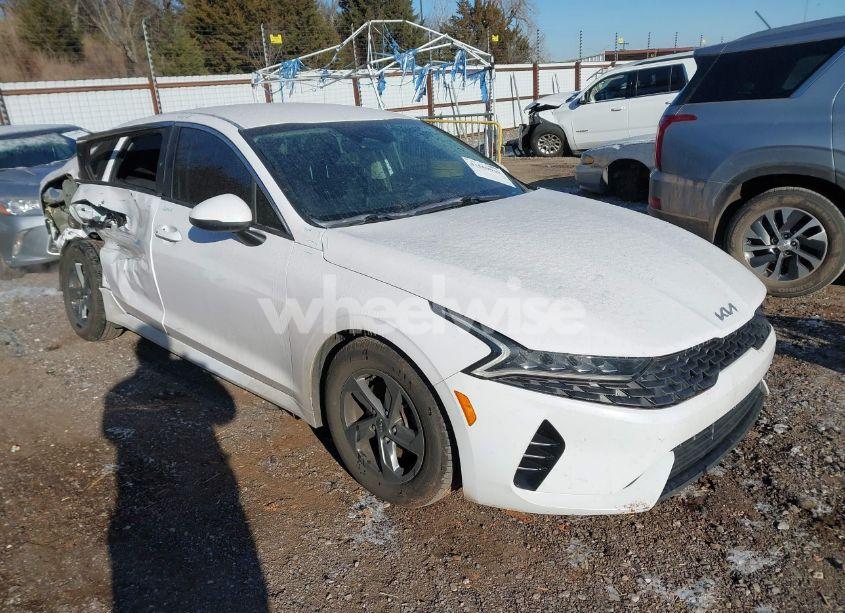 2022 Kia K5 LXS (VIN 5XXG14J20NG158220) main photo
