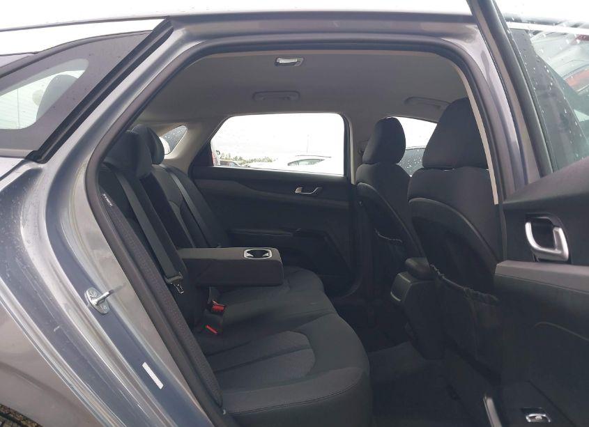 Photo 8 of 2023 Kia K5 LXS (VIN 5XXG14J20PG211209)