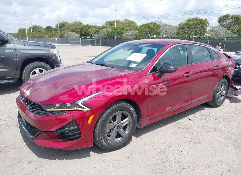 Photo 2 of 2021 Kia K5 LXS (VIN 5XXG14J21MG004808)