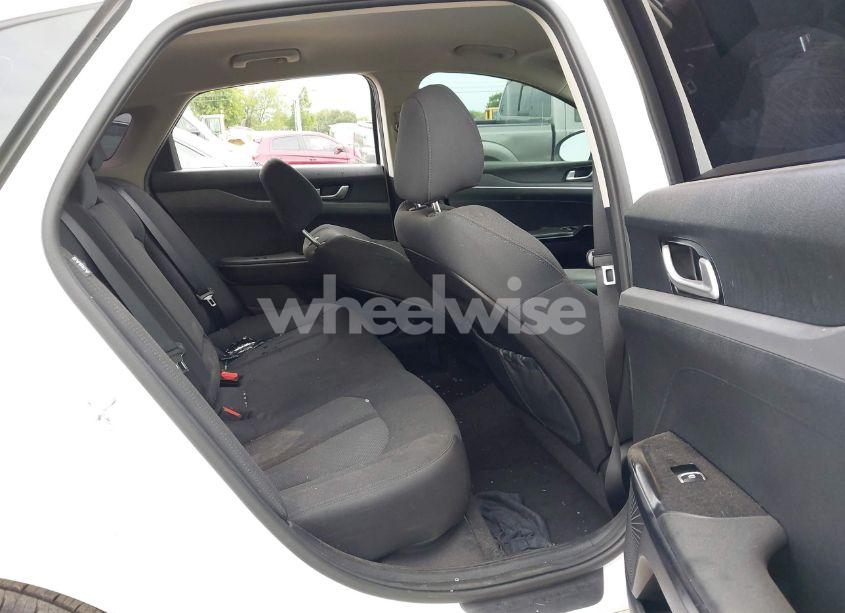 Photo 8 of 2021 Kia K5 LXS (VIN 5XXG14J21MG018076)