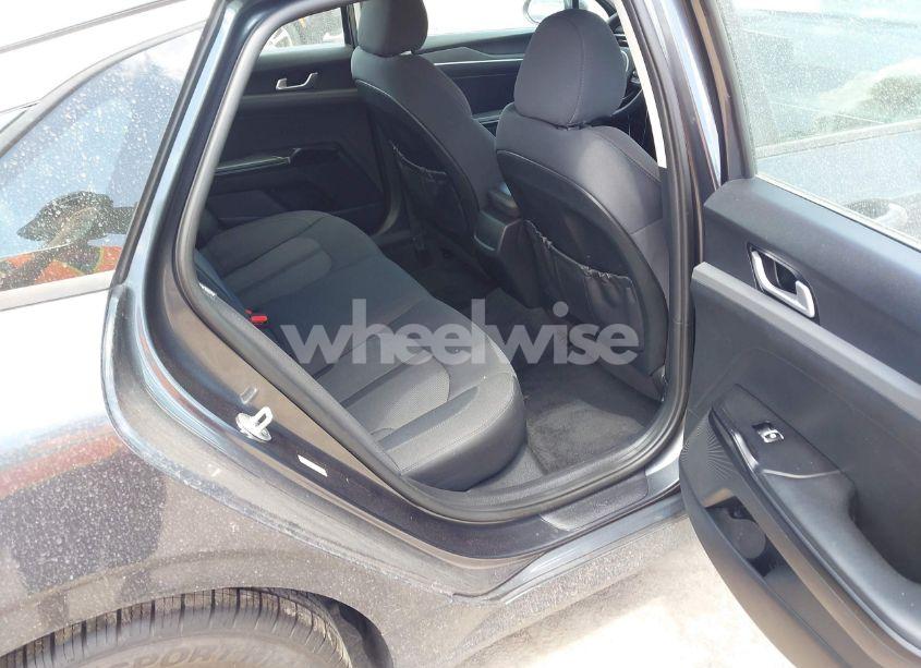 Photo 8 of 2021 Kia K5 LXS (VIN 5XXG14J21MG023942)