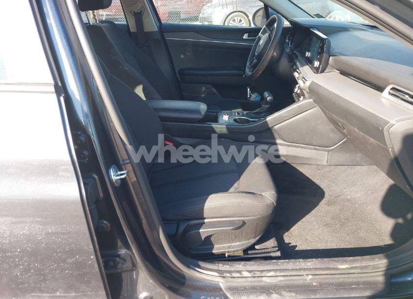 Photo 5 of 2021 Kia K5 LXS (VIN 5XXG14J21MG047058)