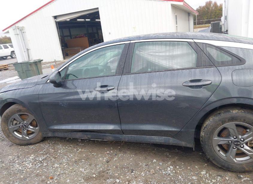 Photo 14 of 2021 Kia K5 LXS (VIN 5XXG14J21MG054883)