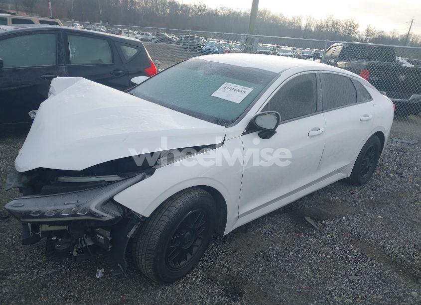 Photo 2 of 2021 Kia K5 LXS (VIN 5XXG14J21MG055497)