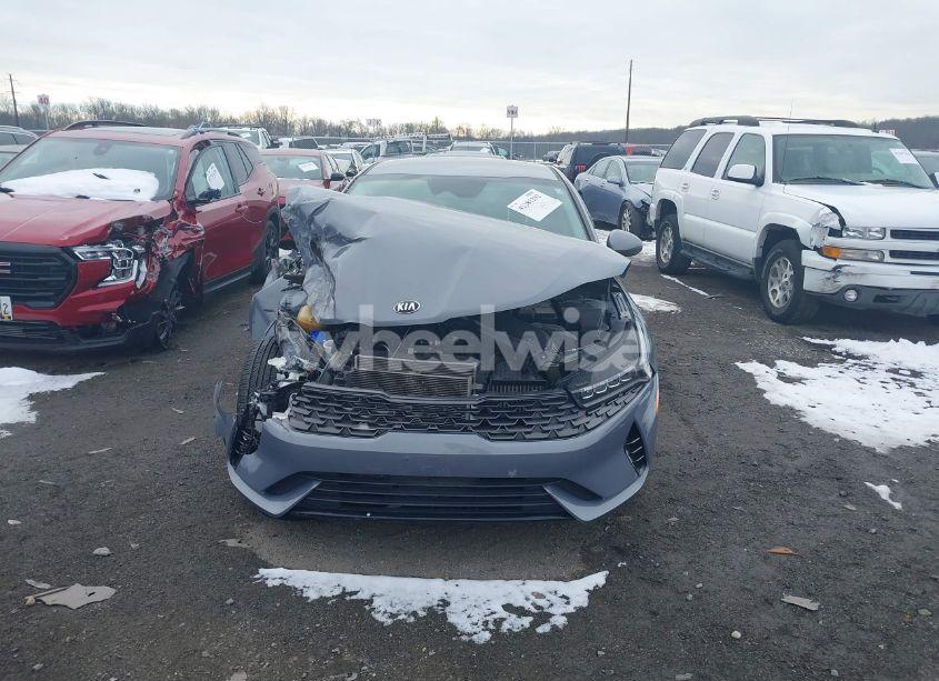 Photo 12 of 2021 Kia K5 LXS (VIN 5XXG14J21MG055970)