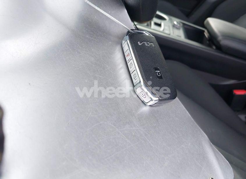 Photo 11 of 2022 Kia K5 LXS (VIN 5XXG14J21NG083379)