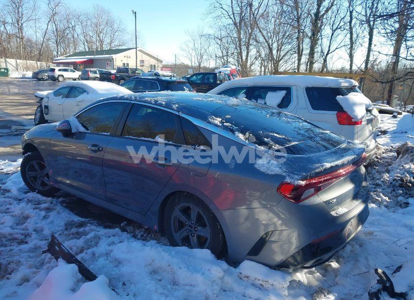 Photo 3 of 2022 Kia K5 LXS (VIN 5XXG14J21NG086590)